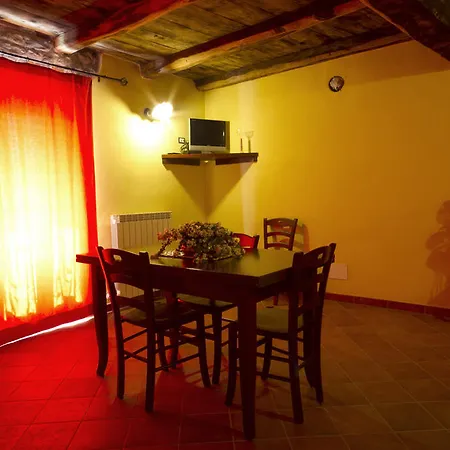 아파트 La Dei Cartune Montezemolo