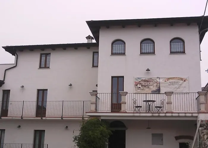 Апартаменты La Dei Cartune Montezemolo